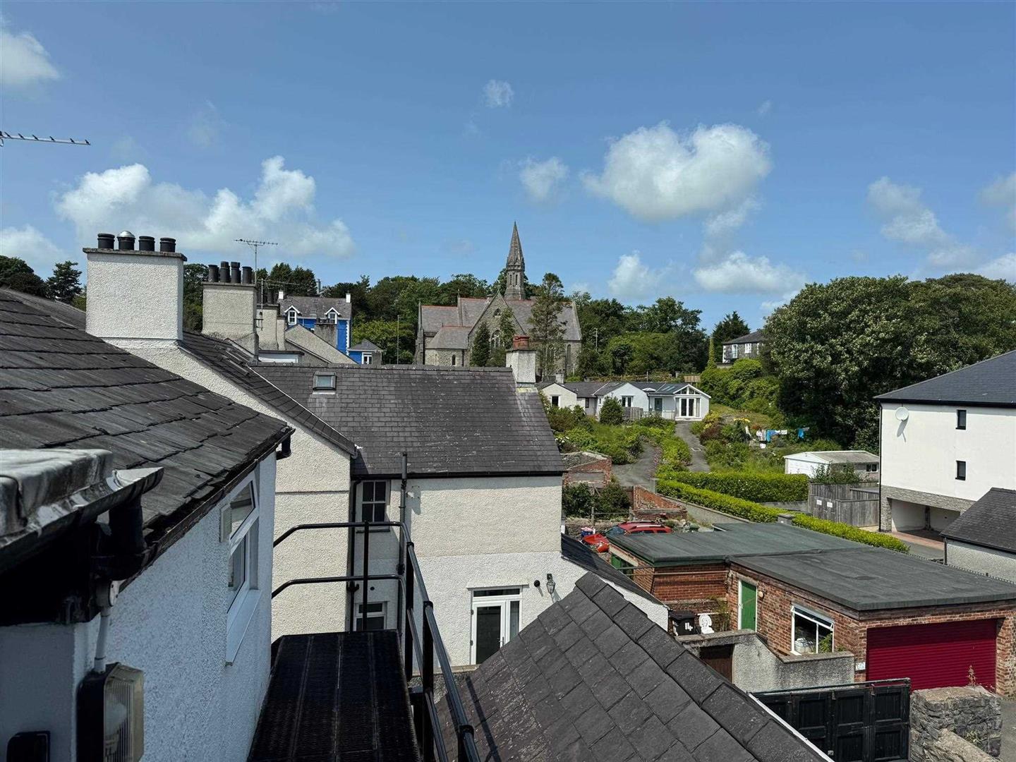 Beach Road, Menai Bridge
